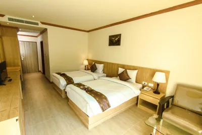 Airport Beach Hotel Phuket – Fotos 15